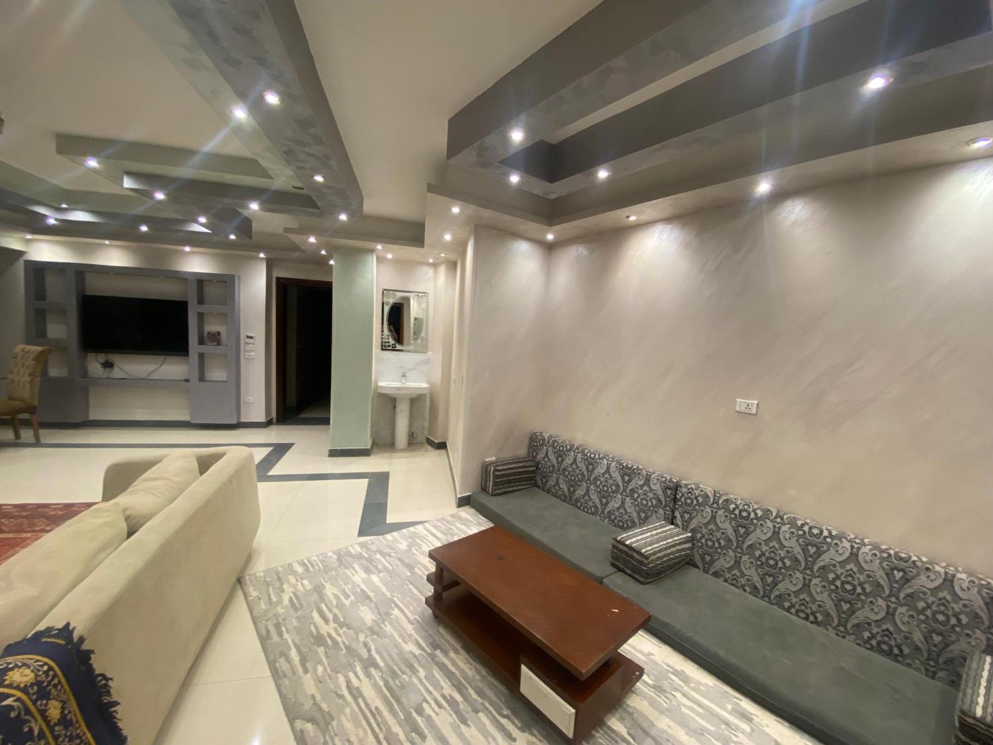 Apartment شارع الحجاز المهندسين *